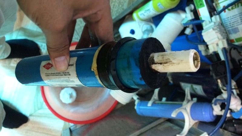 máy lọc nước kêu ù ù